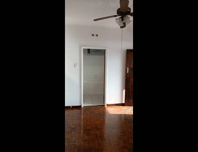 1 BEDROOM APARTMENT FOR SALE IN GLENWOOD